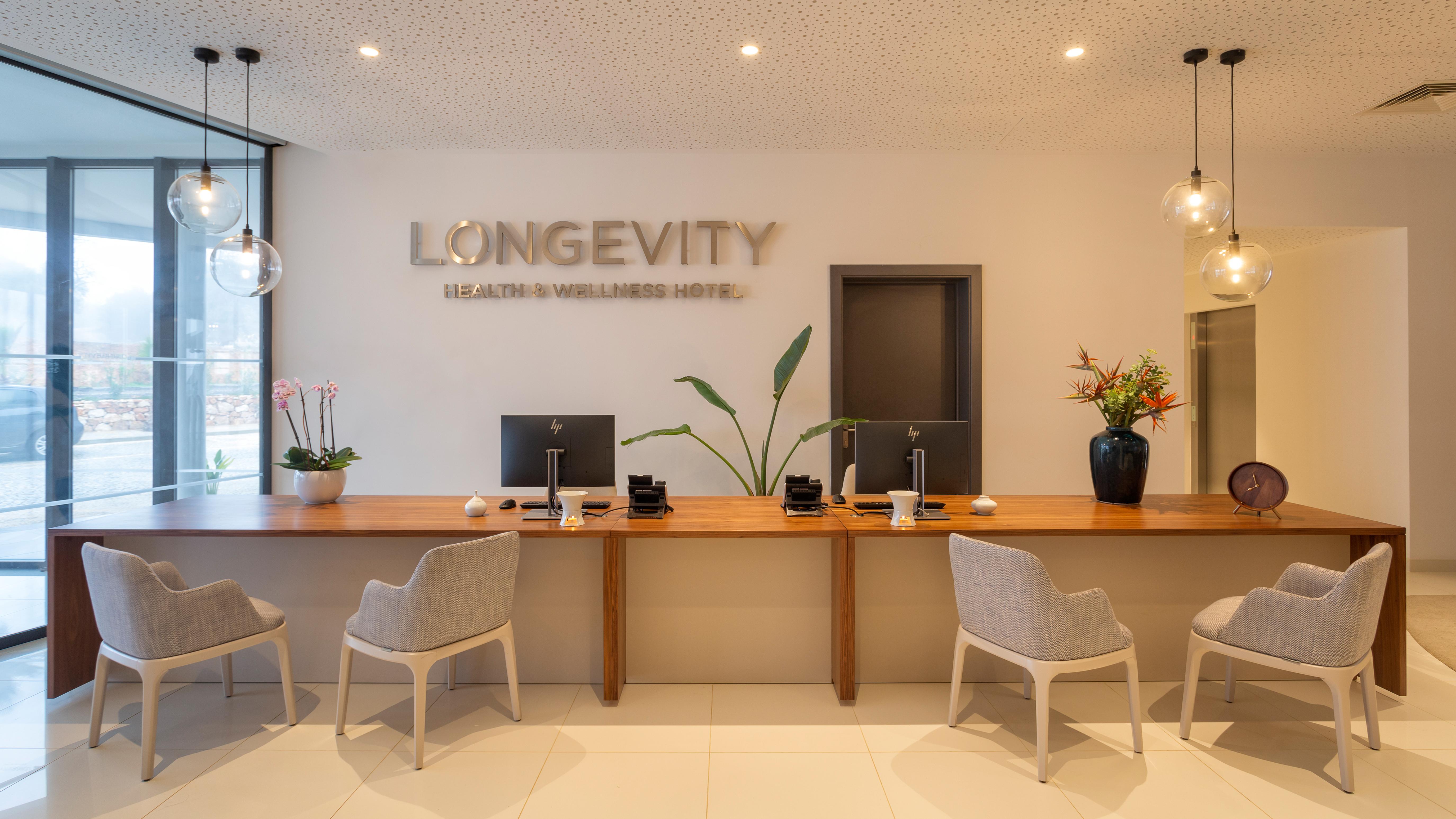Longevity Health & Wellness Hotel - Adults Only Alvor Exterior photo Reception area