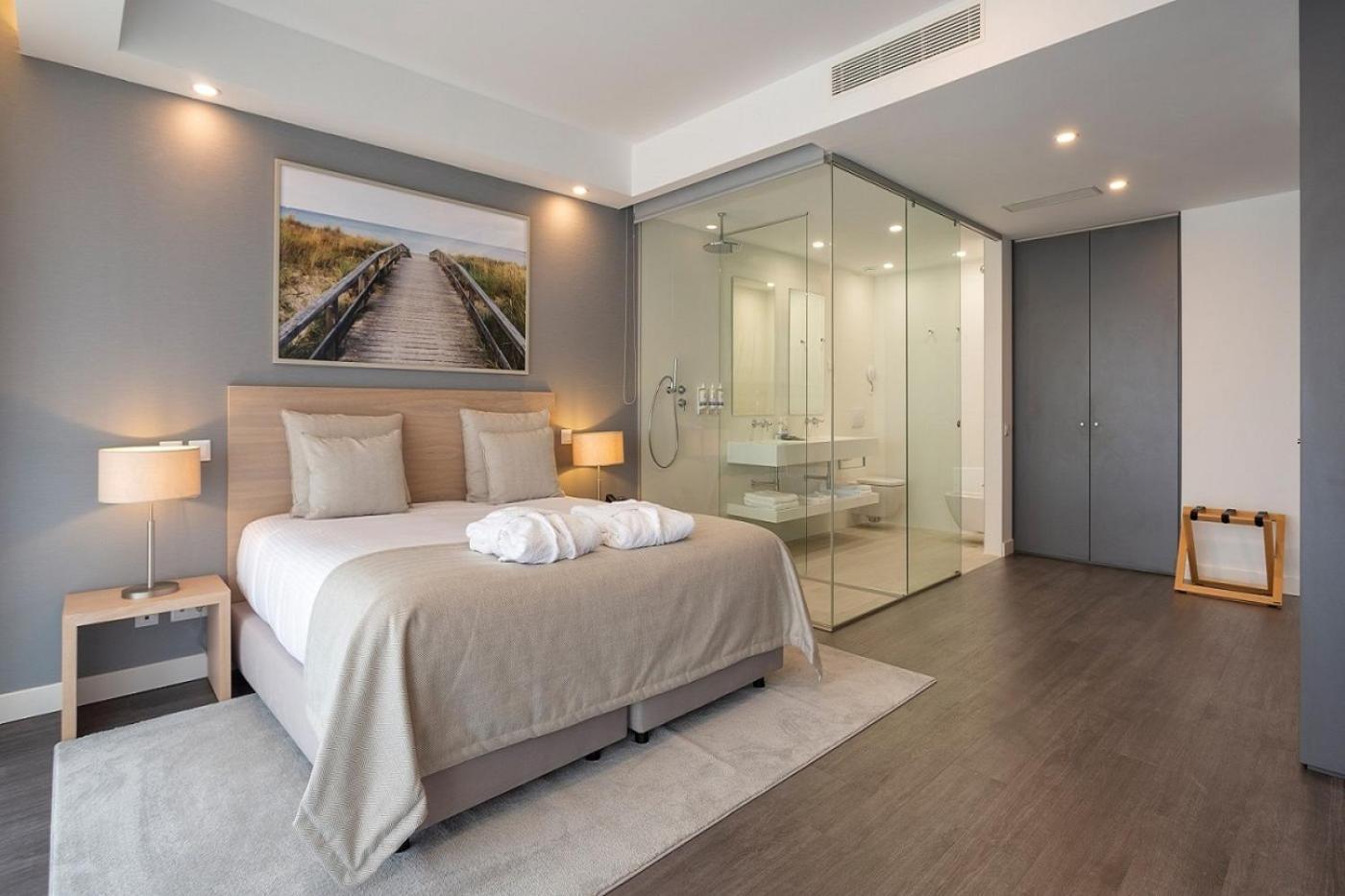 Longevity Health & Wellness Hotel - Adults Only Alvor Exterior photo A bedroom at the hotel